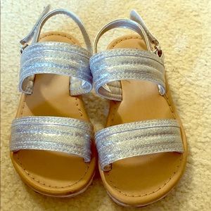 Gap baby shoes